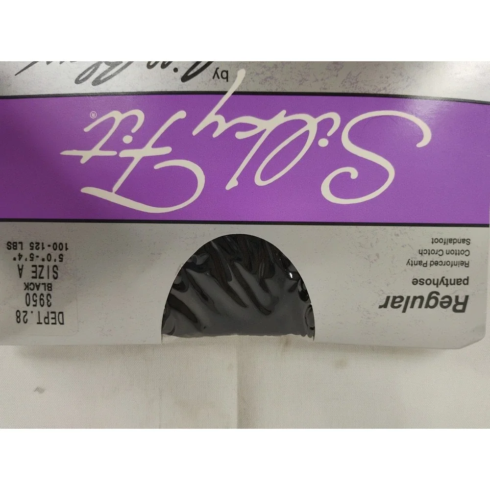NIP New Bill Blass Silky Fit Pantyhose Size A Black Cotton Lined Sandalfoot 3950